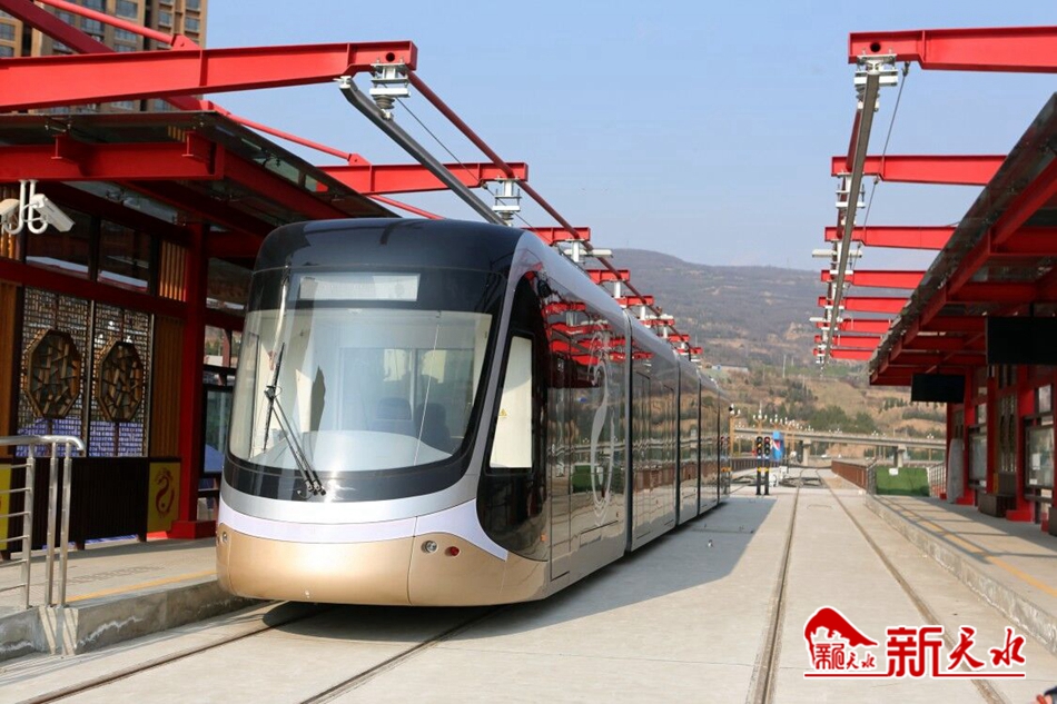 王銳調研有軌電車示范線一期工程、工業博物館等項目建設情況