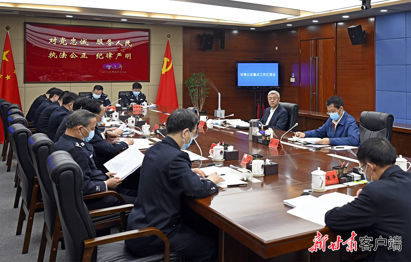 【甘快看】尹弘在甘肅省公安廳調研時強調：堅持政治建警鍛造公安鐵軍，全力以赴防風險保安全護穩定