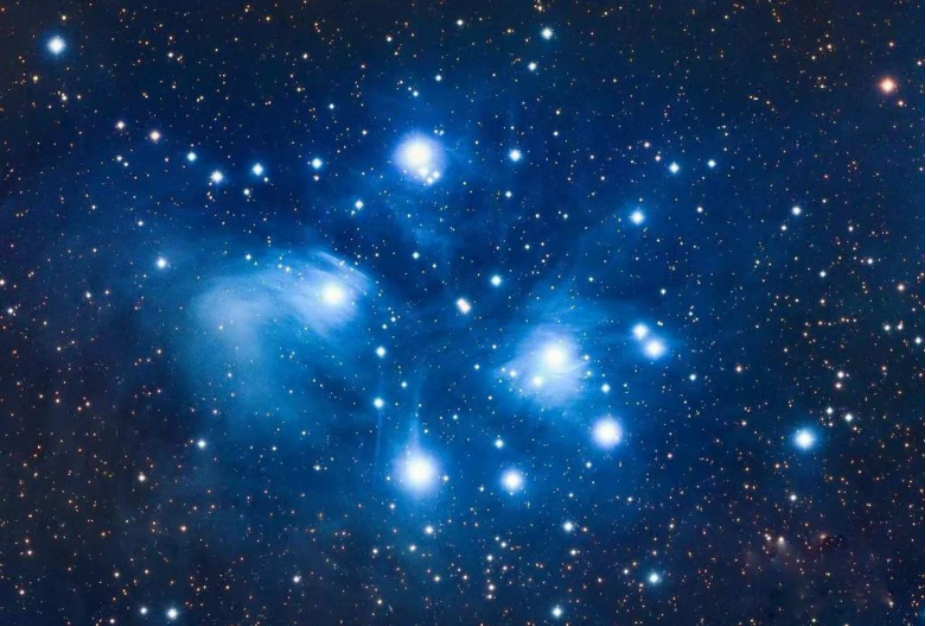 8月“星空劇場”上新：“月姑娘”聯袂“七姐妹”共舞